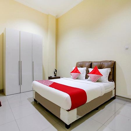 Hotel Oyo 90141 3A Syariah Jakarta Exterior foto