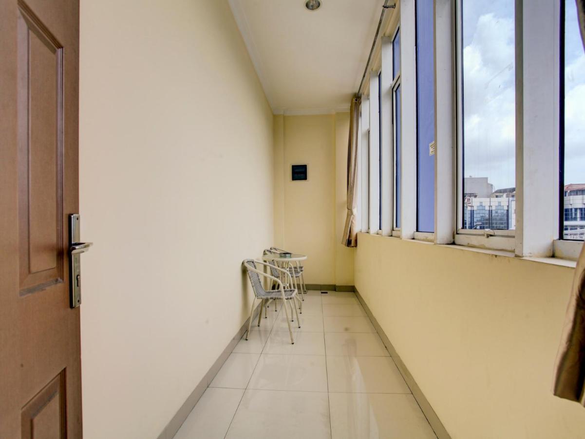Hotel Oyo 90141 3A Syariah Jakarta Exterior foto